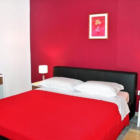 Apartments With A Parking Space Kastel Stafilic, Kastela - 5219 חדר תמונה