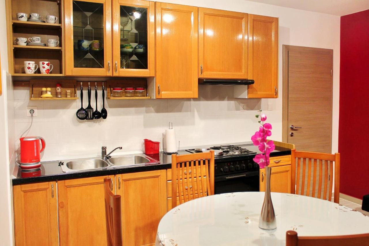 Apartments With A Parking Space Kastel Stafilic, Kastela - 5219 מראה חיצוני תמונה