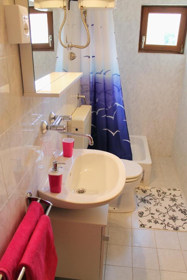 Apartments With A Parking Space Kastel Stafilic, Kastela - 5219 מראה חיצוני תמונה