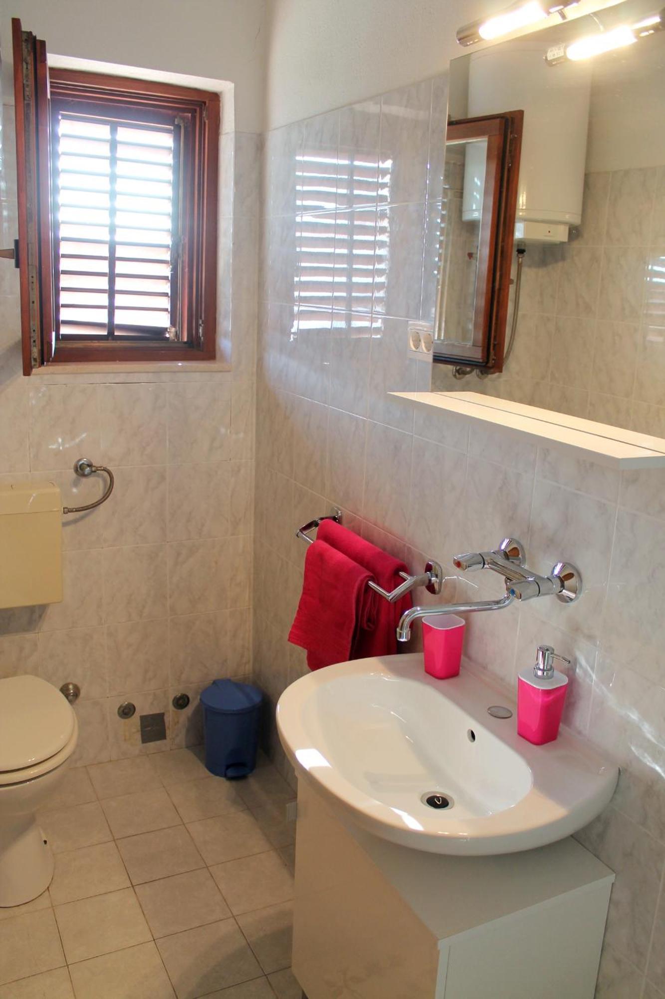 Apartments With A Parking Space Kastel Stafilic, Kastela - 5219 חדר תמונה